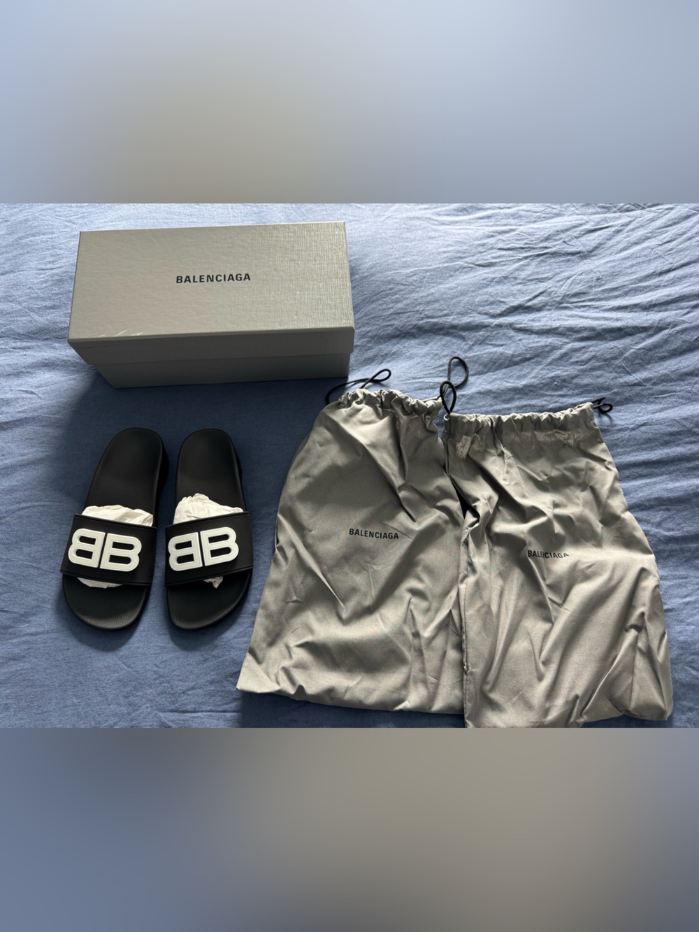NIB AUTHENTIC WOMEN’S BALENCIAGA POOL BB WEDGE SLIDE SANDALS BLACK/WHITE 35C
